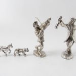 671 8244 FIGURINES